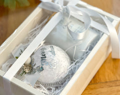 Christmas Bauble and Candle gift set- Silver Christmas Bauble and Candle gift set Gabificent