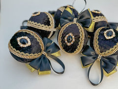 Christmas Baubles - Black - set of 6 Christmas Baubles - Black - set of 6 Gabificent
