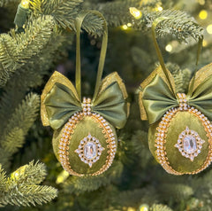 Christmas Baubles - Olive Green - Set of 3 Christmas Baubles - Olive Green - Set of 3 Gabificent