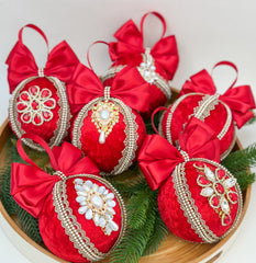 Christmas Baubles - Red Six Baubles Christmas Baubles - Red Six Baubles Gabificent