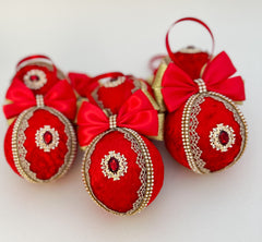 Christmas Baubles - Red with Gold- Set of 6 Christmas Baubles - Red with Gold- Set of 6 - Gabificent