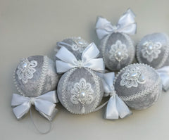 Christmas Baubles - Silver- Set of 6 Christmas Baubles - Silver- Set of 6 Gabificent