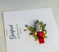 Christmas Hair Clip with Berries Christmas Hair Clip with Berries Gabificent