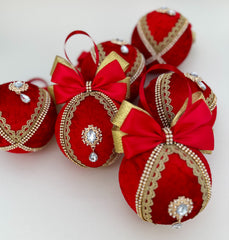 Christmas baubles - Red with Gold - Set of 6 Christmas baubles - Red with Gold - Set of 6 - Gabificent