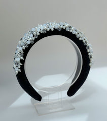 Headband - black velvet with pearls and rhinestones Headband - black velvet with pearls and rhinestones - Gabificent