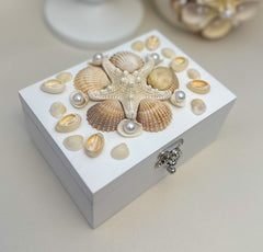 Keepsake box with seashells - Small Keepsake box with seashells - Small Gabificent