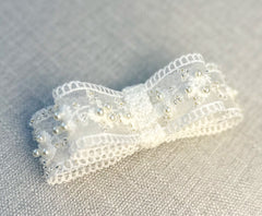 Lace hair bow “White” Lace hair bow “White” Gabificent