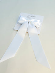 White hair bow - Satin White hair bow - Satin Gabificent