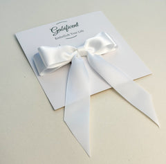 White hair bow - Satin White hair bow - Satin Gabificent