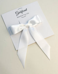 White hair bow - Satin White hair bow - Satin Gabificent