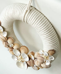 Wreath with shells Wreath with shells Gabificent