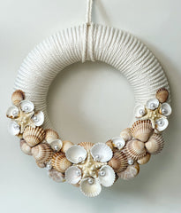 Wreath with shells Wreath with shells Gabificent