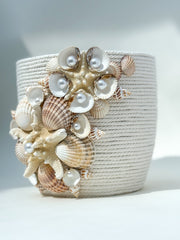 Indoor plant pot with shells