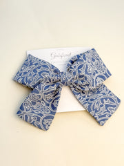Large hair bow “Blue Dream”