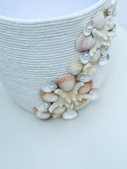 Indoor plant pot with shells