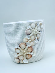 Indoor plant pot with shells