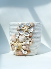 Indoor plant pot with shells