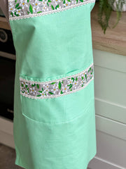 Apron “ Bright green” - Gabificent