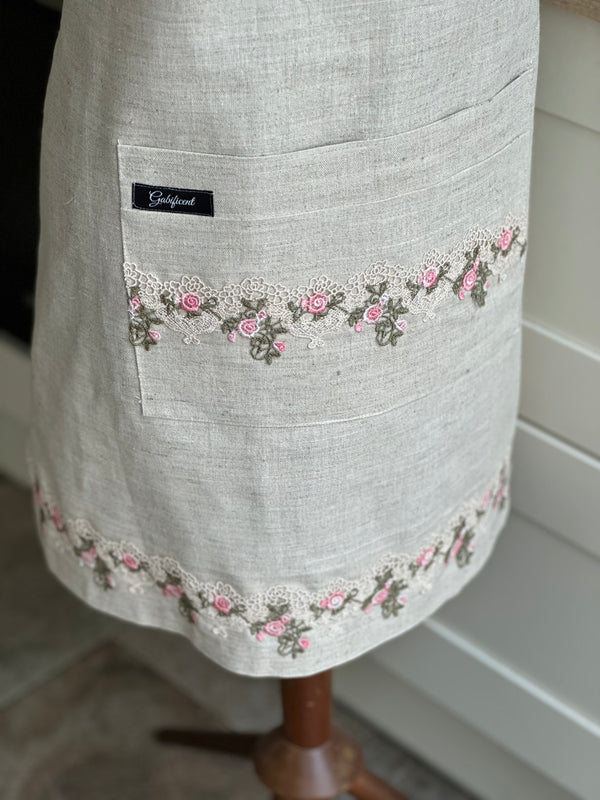 Apron “Flower lace “ - Gabificent