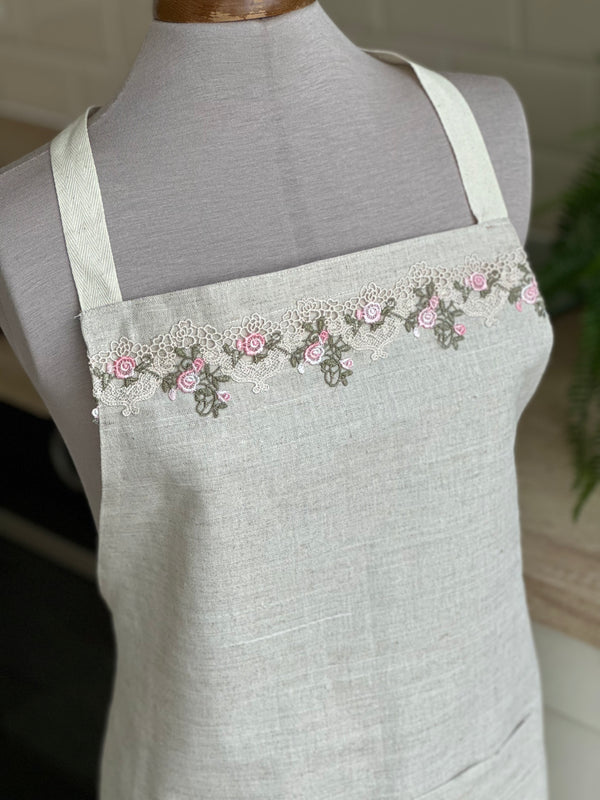Apron “Flower lace “ - Gabificent