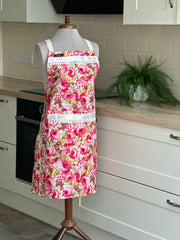 Apron “ Pink roses” - Gabificent