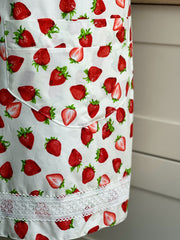 Apron “Strawberries” Gabificent