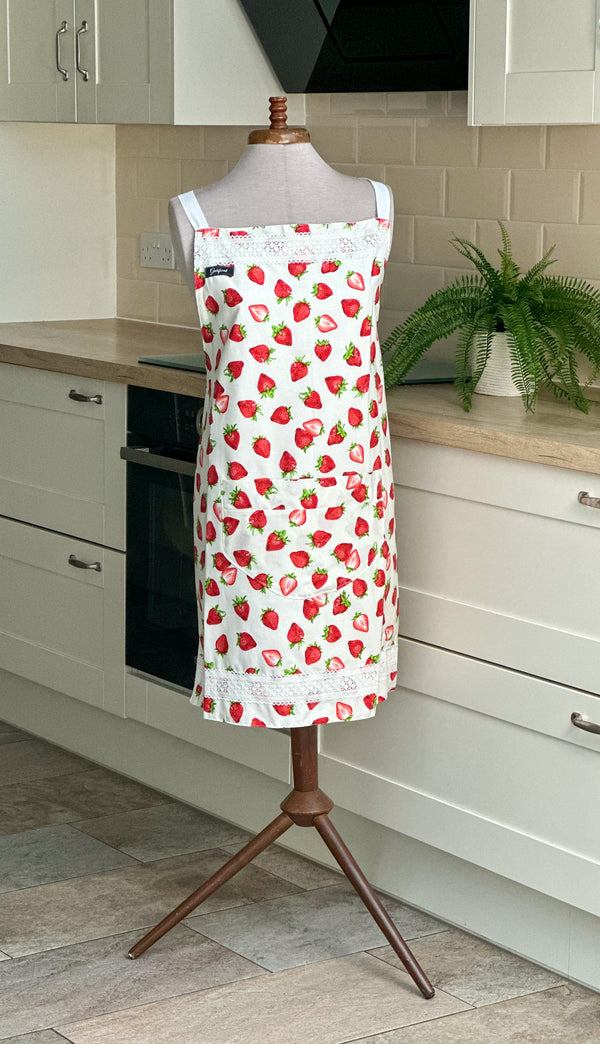 Apron “Strawberries” Gabificent