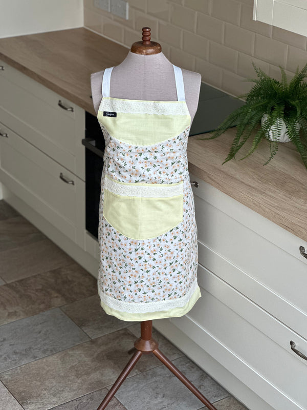 Apron “Yellow lace” - Gabificent
