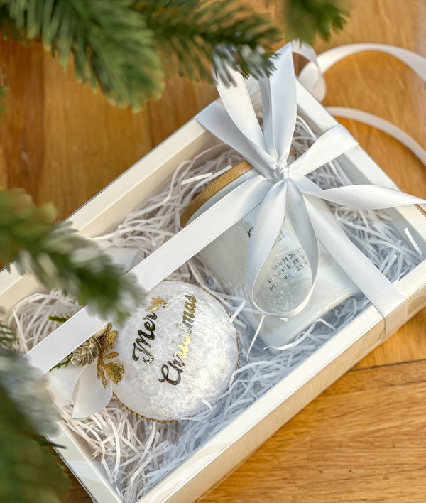 Christmas Bauble and Candle gift set Gabificent