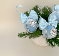 Christmas Baubles - Baby blue - Set of 3 - Gabificent