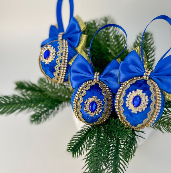 Christmas Baubles - Blue and gold - Set of 3 - Gabificent