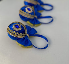 Christmas Baubles - Blue and gold - Set of 3 - Gabificent