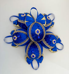 Christmas Baubles - Blue and gold - set of 6 Gabificent