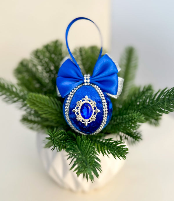 Christmas Baubles - Blue and silver - Set of 3 - Gabificent