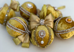 Christmas Baubles - Gold- Set of 6 - Gabificent
