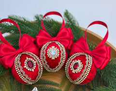 Christmas Baubles - Red- Set of 3 Gabificent