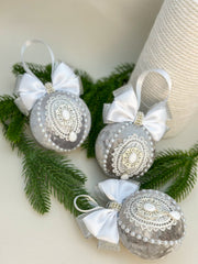 Christmas Baubles - Silver- One Piece Gabificent