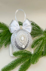 Christmas Baubles - Silver- One Piece Gabificent