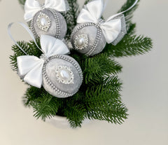 Christmas Baubles - Silver - Set of 3 - Gabificent