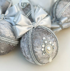 Christmas Baubles - Silver- Set of 6 Gabificent