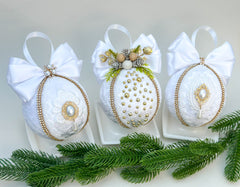 Christmas Baubles - White- Set of 3 Gabificent