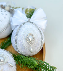Christmas Baubles - White- Set of 3 Gabificent