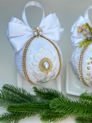 Christmas Baubles - White- Set of 3 Gabificent