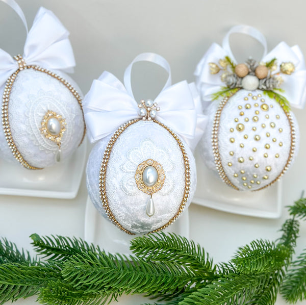 Christmas Baubles - White- Set of 3 Gabificent