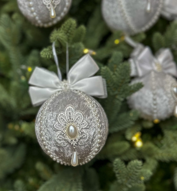 Christmas Baubles and Tree Topper- Silver- Six Baubles and One Tree Topper Gabificent