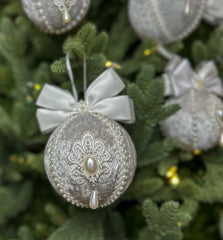 Christmas Baubles and Tree Topper- Silver- Six Baubles and One Tree Topper Gabificent