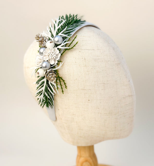 Christmas headband - White Gabificent