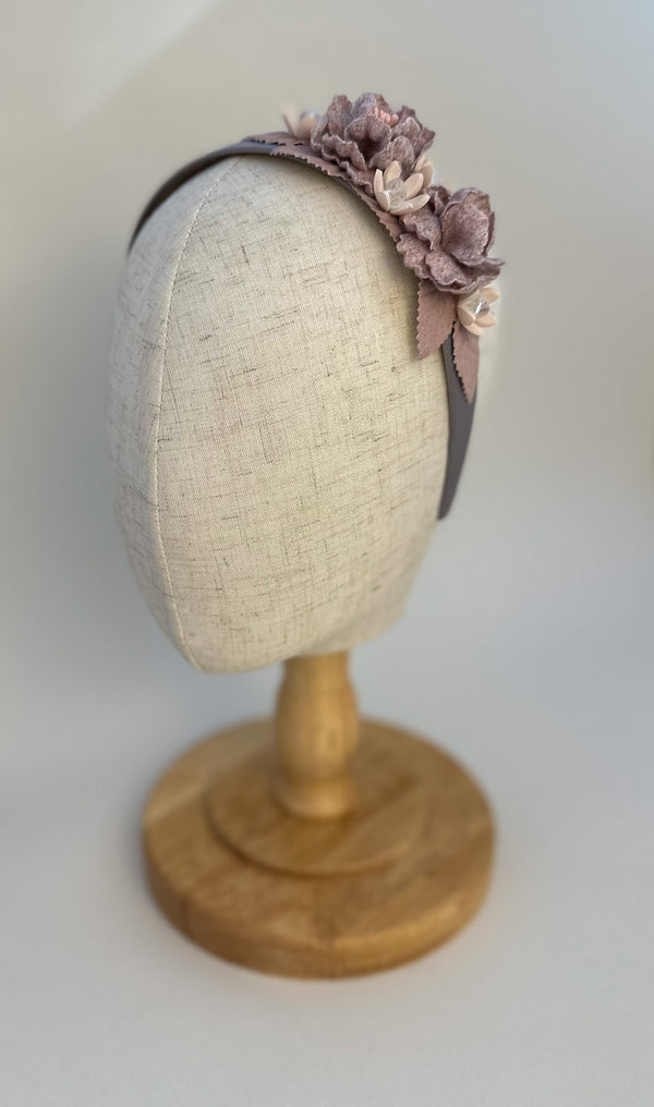 Headband with Dusty Pink flowers Gabificent