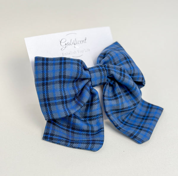 Large hair bow “Blue”