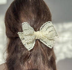 Large lace hair bow “Cream”